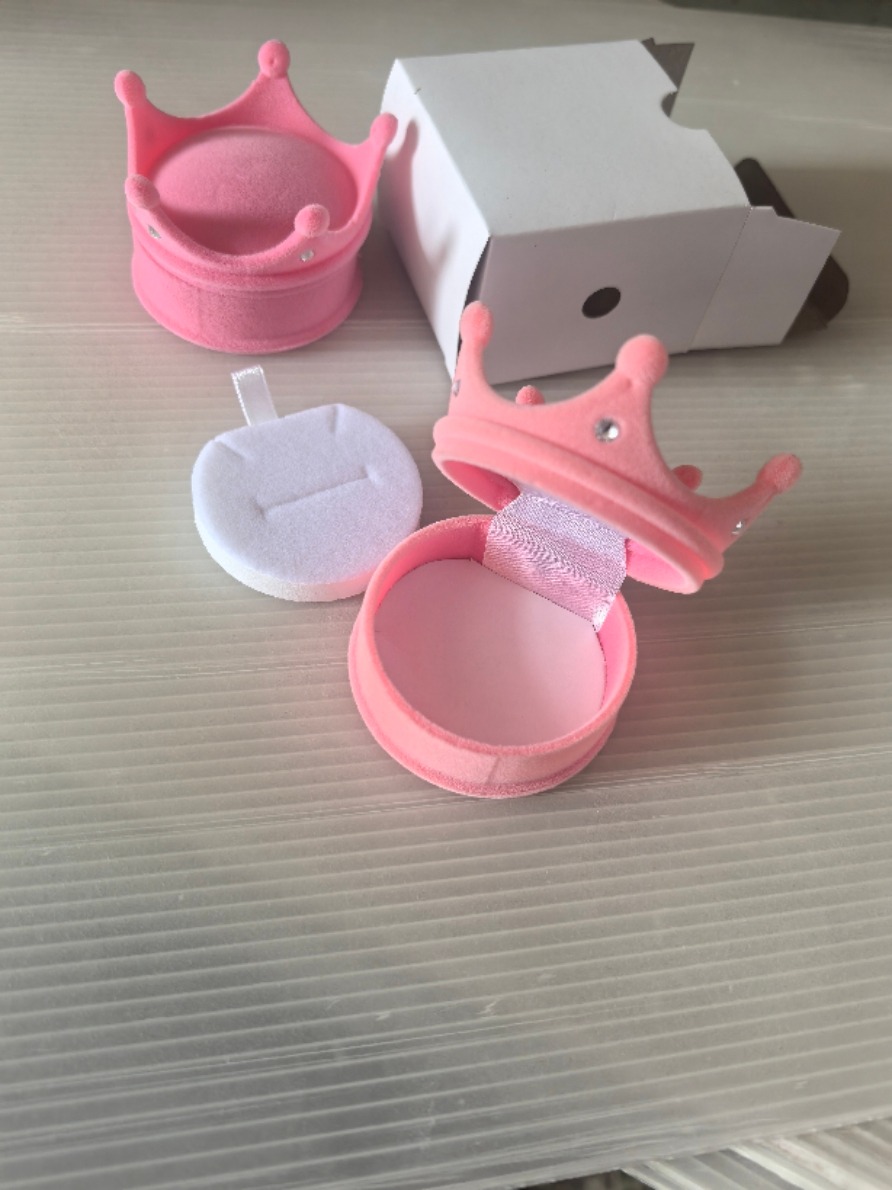 Caja de empaque coronita rosada